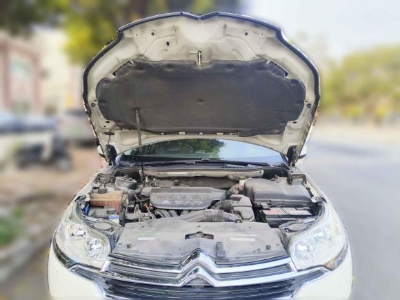 [佛山·粤X] 二手雪铁龙雪铁龙C52014款 2.0L 自动尊享型