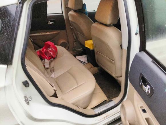 [武汉·鄂A] 二手日产逍客2012款 2.0XV 雷 CVT 2WD