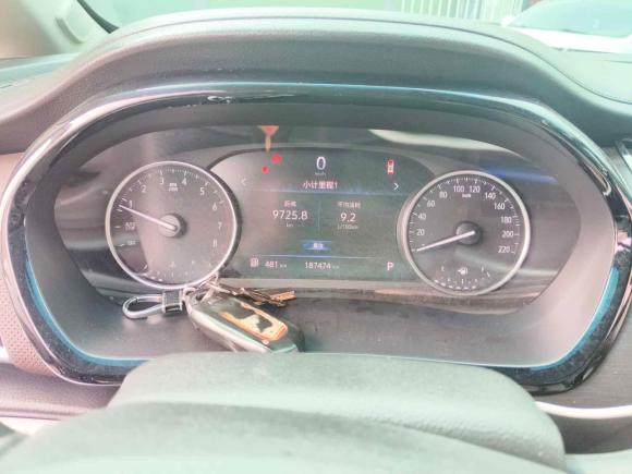 [武汉·鄂A] 二手别克别克GL82022款 陆上公务舱 652T 豪华型