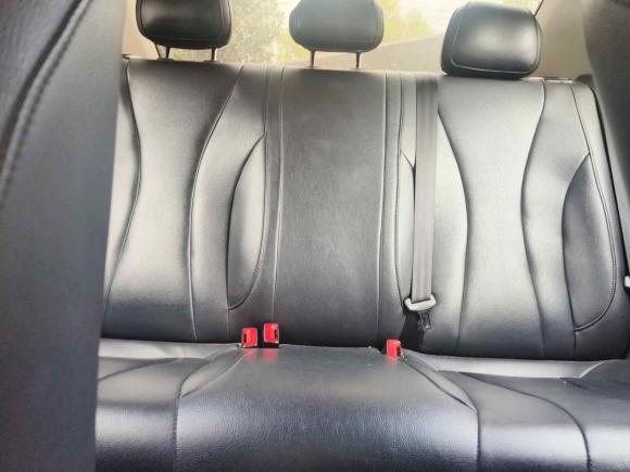 [上海·沪C] 二手荣威荣威i52021款 1.5L CVT铂金版