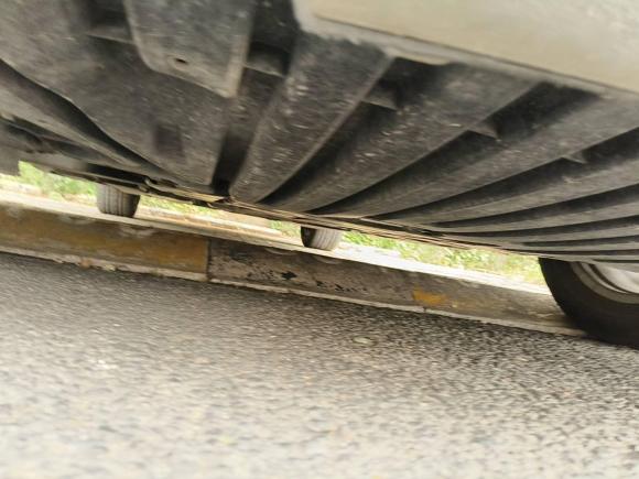 [青岛·鲁K] 二手奔驰奔驰R级2017款 R 320 4MATIC 商务型臻藏版