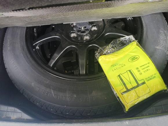 [台州·赣G] 二手路虎揽胜星脉2020款 P250 R-DYNAMIC S