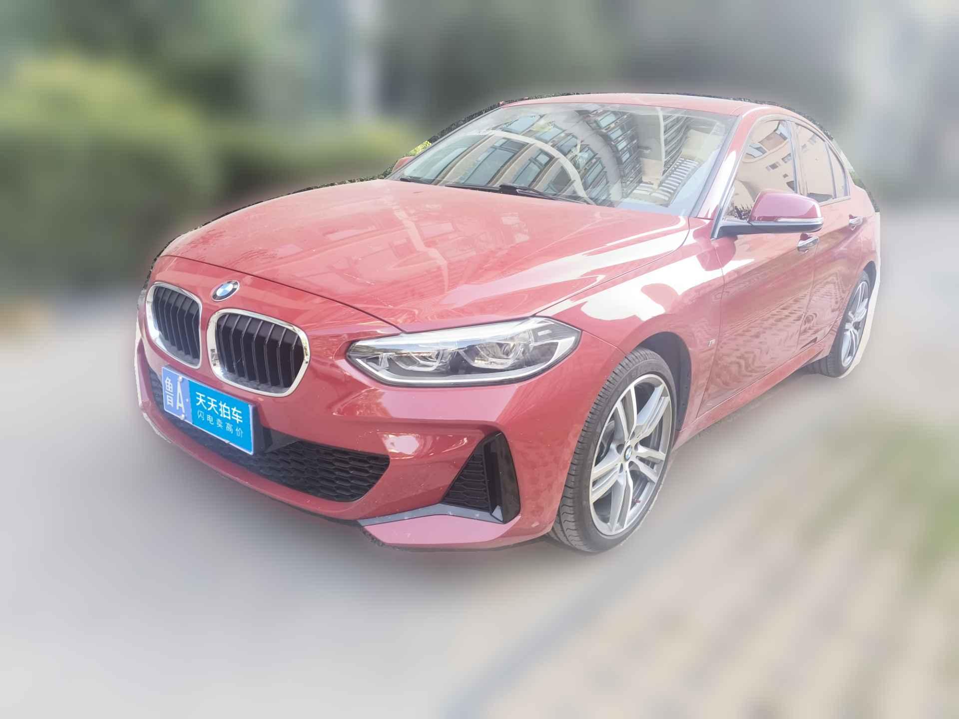 [济南·鲁A] 宝马宝马1系2019款 120i 领先型M运动套装