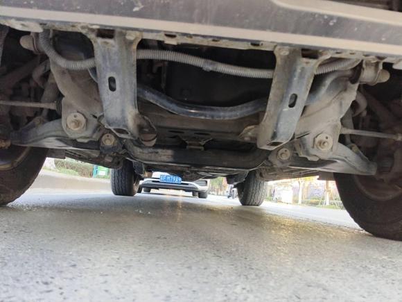 [南通·苏F] 二手江铃驭胜S3502013款 2.4T 手动两驱柴油豪华版5座