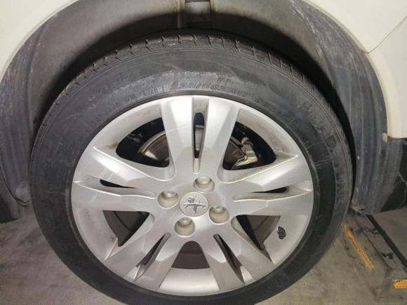 [成都·川A] 二手标致标致30082013款 2.0L 自动潮流版