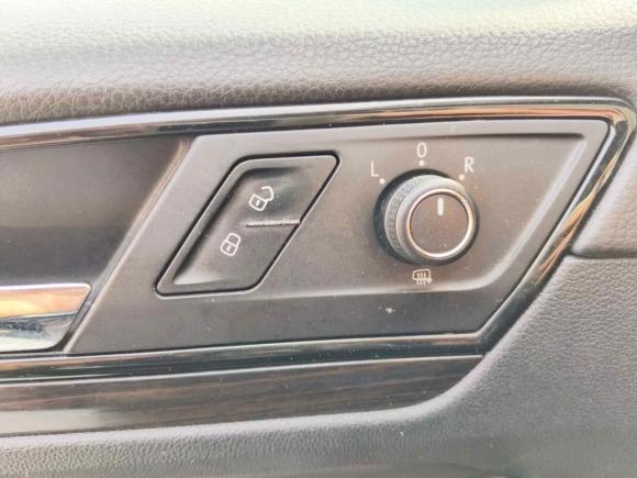 [武汉·鄂W] 二手大众速腾2015款 230TSI 自动豪华型