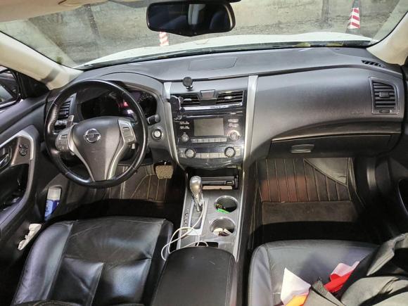 [成都·川A] 二手日产天籁2015款 2.5L XL Upper欧冠科技版