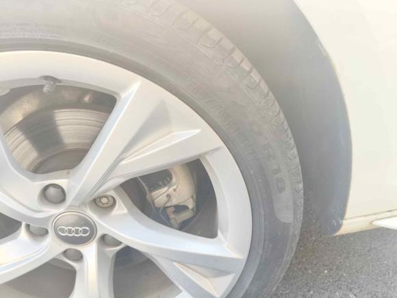 [深圳·粤P] 二手奥迪奥迪A4L2020款 40 TFSI 豪华致雅型