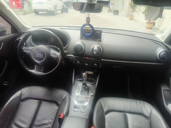 [杭州·浙A] 二手奥迪奥迪A32015款 Sportback 35 TFSI 百万纪念舒享型