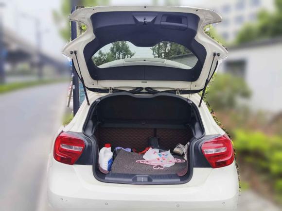 [杭州·浙H] 二手奔驰奔驰A级2013款 A 180 时尚型