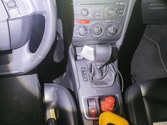 [上海·苏U] 二手雪铁龙雪铁龙C4L2016款 1.2T 自动领先型