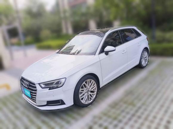 奧迪奧迪A32019款 Sportback 40 TFSI 風(fēng)尚型 國(guó)VI「嘉興二手車」「天天拍車」