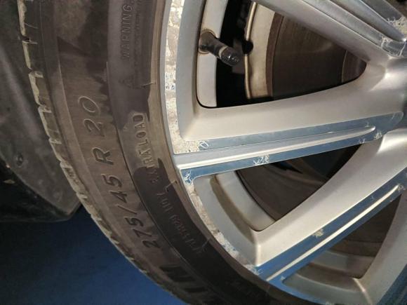 [济南·鲁A] 二手沃尔沃沃尔沃XC902015款 T6 智尊版 7座