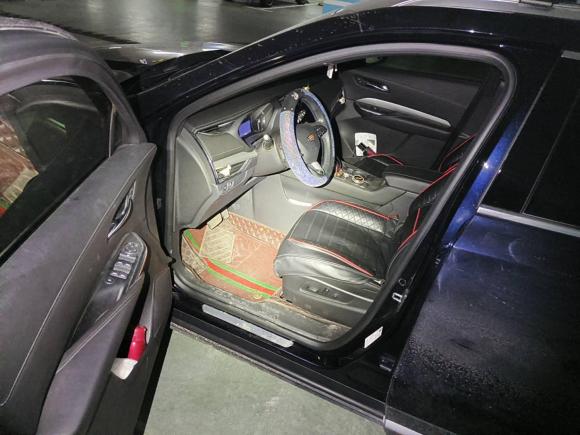 [上海·沪C] 二手凯迪拉克凯迪拉克XT42020款 改款 28T 两驱领先型