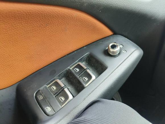 [上海·沪H] 二手奥迪奥迪Q52013款 40 TFSI 进取型