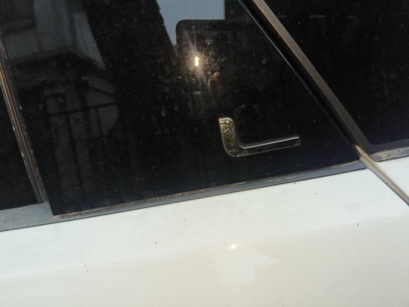 [广州·浙A] 二手路虎揽胜极光2021款 极光L 249PS R-Dynamic S 性能版