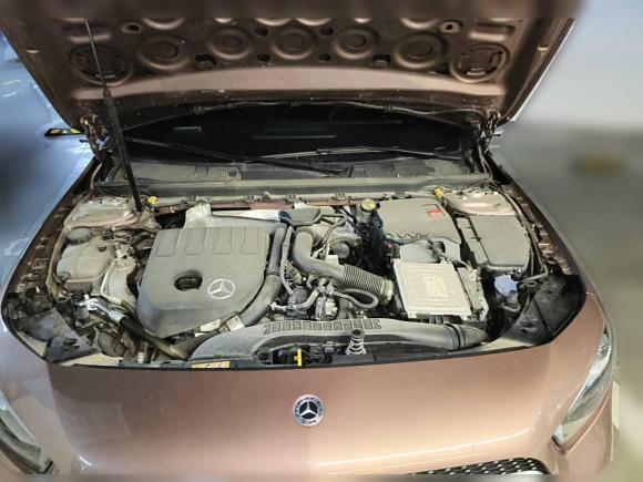 [南昌·赣M] 二手奔驰奔驰A级2021款 A 200 L 运动轿车时尚型