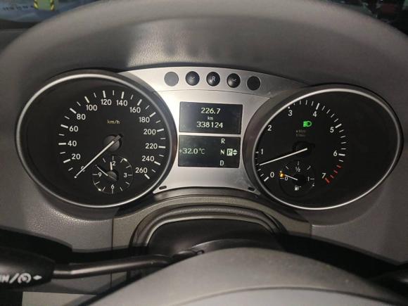 [温州·黑E] 二手奔驰奔驰M级2010款 ML 300 4MATIC