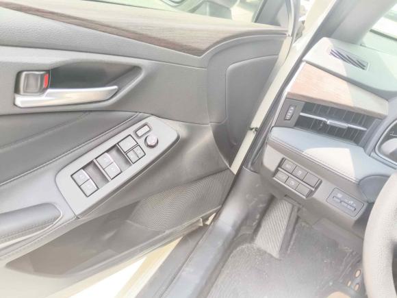 [武汉·鄂A] 二手丰田亚洲龙2019款 2.0L 进取版 国VI