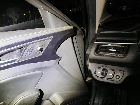 [南通·苏F] 二手红旗红旗H52018款 30TD 型动版