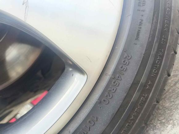 [上海·苏U] 二手奔驰奔驰GLC2017款 GLC 300 4MATIC 豪华型