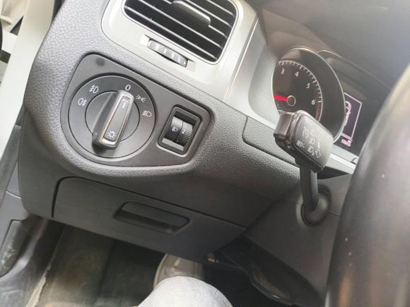 [武汉·鄂A] 二手大众高尔夫2016款 230TSI 自动舒适型