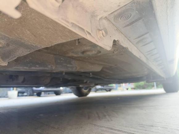 [广州·粤T] 二手丰田雷凌2017款 改款 185T CVT精英版 国VI