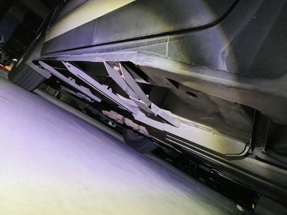 [成都·川A] 二手凯迪拉克凯迪拉克SRX2015款 3.0L 精英型