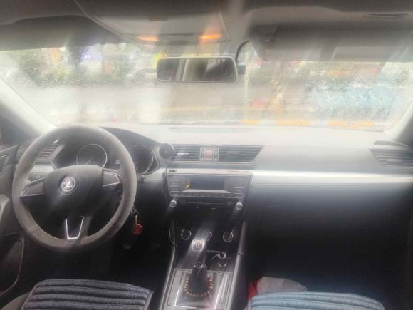 [佛山·粤X] 二手斯柯达速派2016款 TSI280 手动前行版