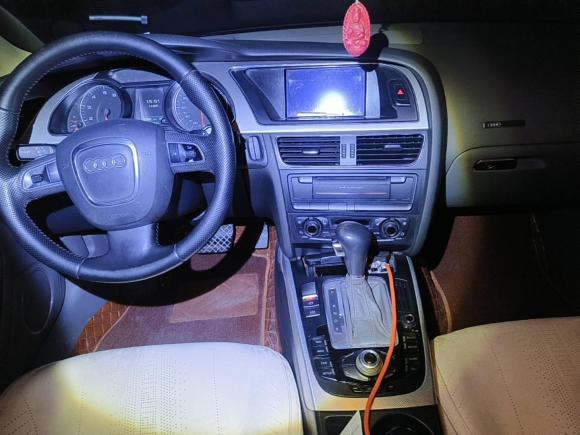 [济南·鲁A] 二手奥迪奥迪A5(进口)2010款 2.0TFSI Sportback 舒适型