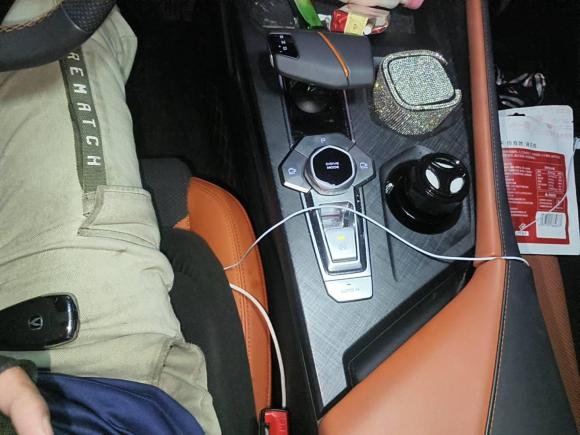 [嘉兴·浙F] 二手长安长安UNI-V2023款 1.5T 运动版