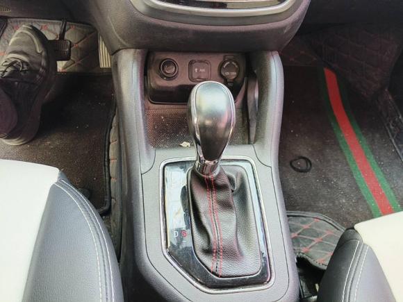 [西安·陕U] 二手长安长安CS352017款 1.6L 自动豪华型