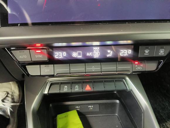 [深圳·粤C] 二手奥迪奥迪A32021款 A3L Limousine 35 TFSI 进取运动型