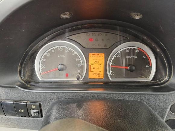 [武汉·鄂A] 二手东风御风御风2018款 2.3T物流车A100标配版短轴中顶5-9座