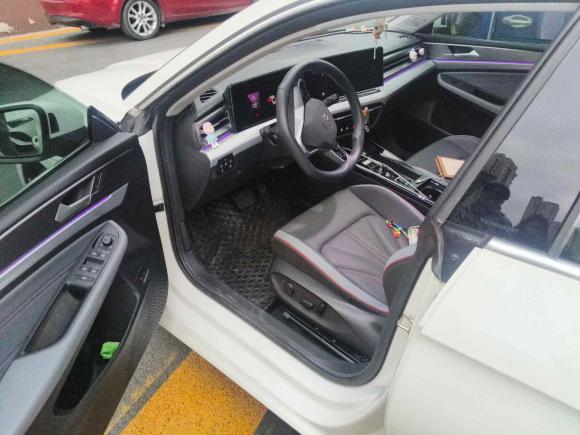 [上海·沪C] 二手大众凌渡2022款 凌渡L 280TSI DSG超辣旗舰版