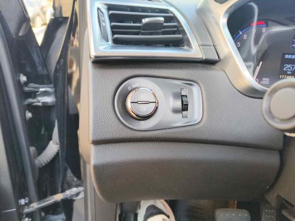 [上海·苏U] 二手凯迪拉克凯迪拉克SRX2014款 3.0L 领先型