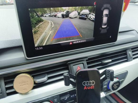 [广州·粤A] 二手奥迪奥迪A4L2019款 40 TFSI 时尚型 国VI