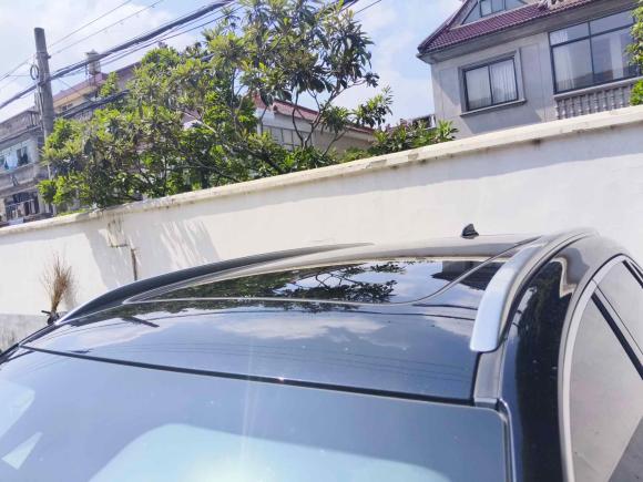 [苏州·豫A] 二手红旗红旗HS52022款 2.0T 智联旗享四驱版