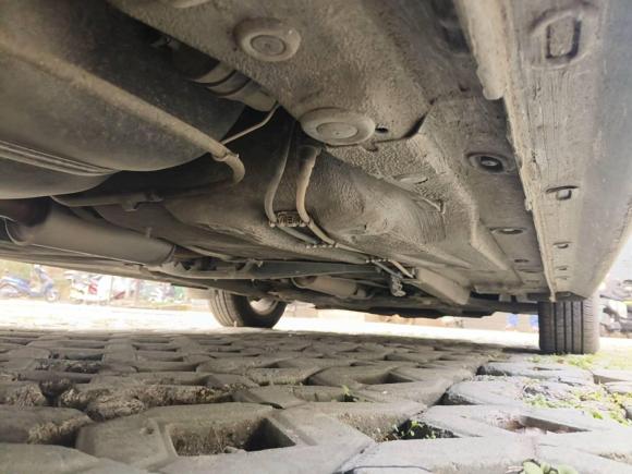 [无锡·苏B] 二手大众朗逸2013款 改款经典 1.6L 手动风尚版