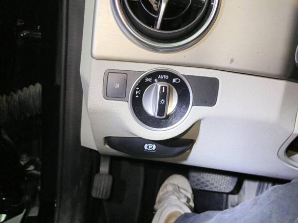 [上海·沪F] 二手奔驰奔驰GLK级2015款 GLK 260 4MATIC 时尚型 极致版