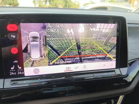 [上海·苏F] 二手大众威然2023款 380TSI 尊贵版