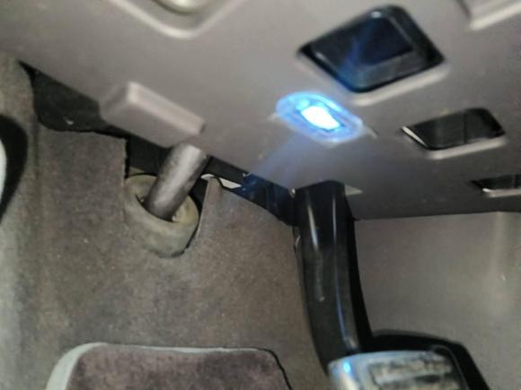 [深圳·粤B] 二手蔚来蔚来ET72022款 100kWh 首发版