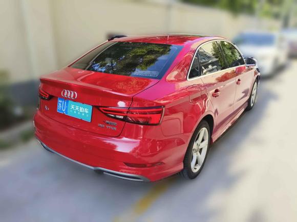[苏州·苏U] 二手奥迪奥迪A32018款 30周年年型 Limousine 35 TFSI 时尚型