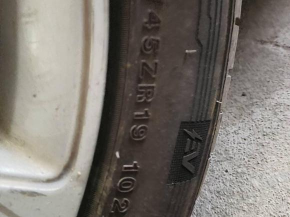 [广州·粤A] 二手特斯拉Model S2015款 Model S 85