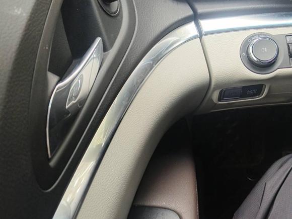 [上海·沪A] 二手别克别克GL82023款 陆上公务舱 舒适型