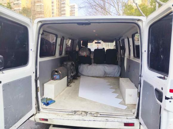 [合肥·皖A] 二手上汽大通MAXUS新途V802023款 2.0T 手动经典傲运通长轴超低顶6/7/8/9座