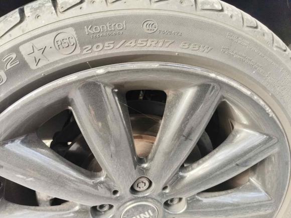 [上海·粤F] 二手MINIMINI2018款 1.5T COOPER 艺术家