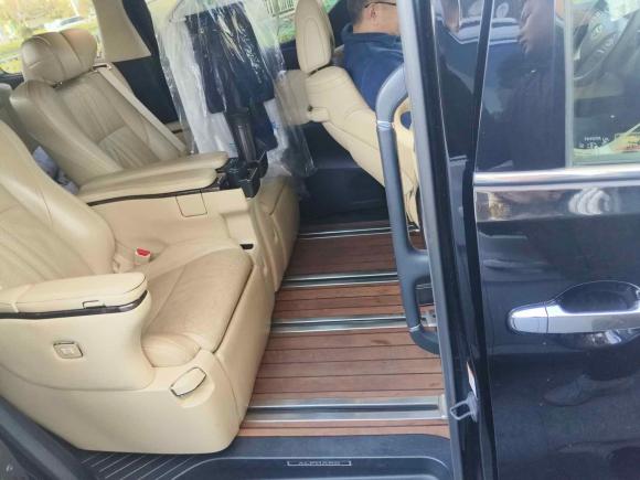 [青岛·鲁B] 二手丰田埃尔法2018款 改款 3.5L 尊贵版