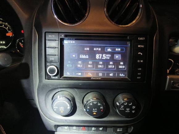 [上海·沪A] 二手Jeep指南者2014款 改款 2.4L 四驱豪华版