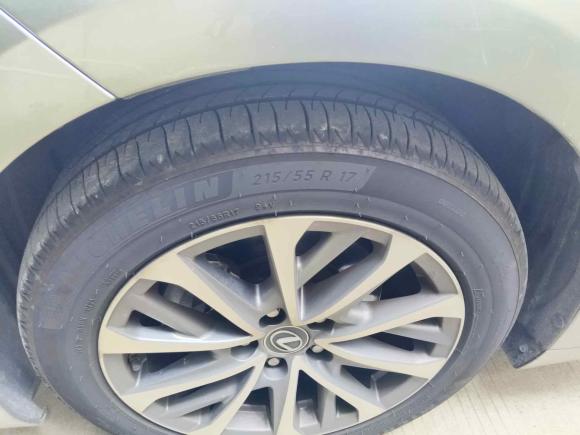 [南京·沪C] 二手雷克萨斯雷克萨斯ES2022款 300h 卓越版